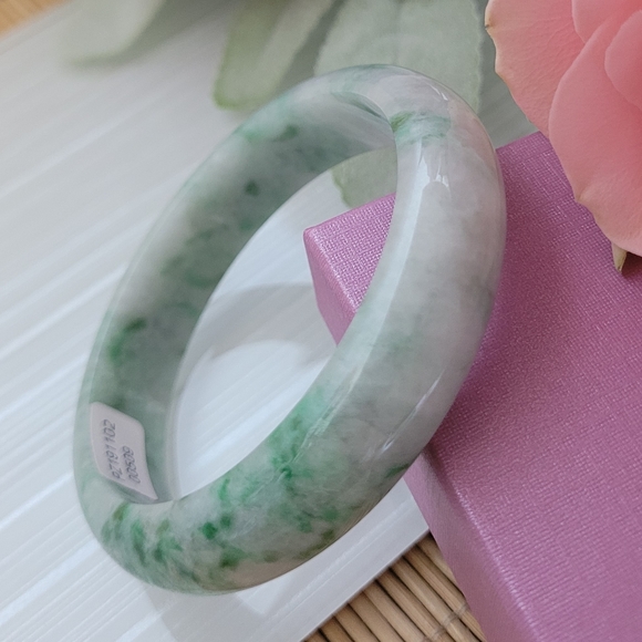 Certified Jadeite Bangle Bracelet 58mm NWT - Picture 2 of 6